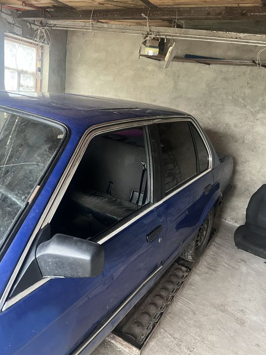 BMW E30 машиной нужно заниматься