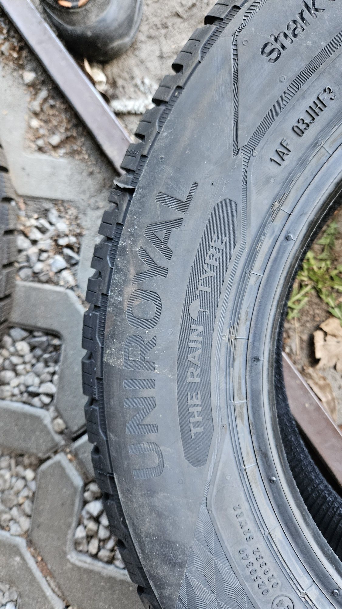 opony nowe 185/70R14 UNIROYAL allseason expert 2