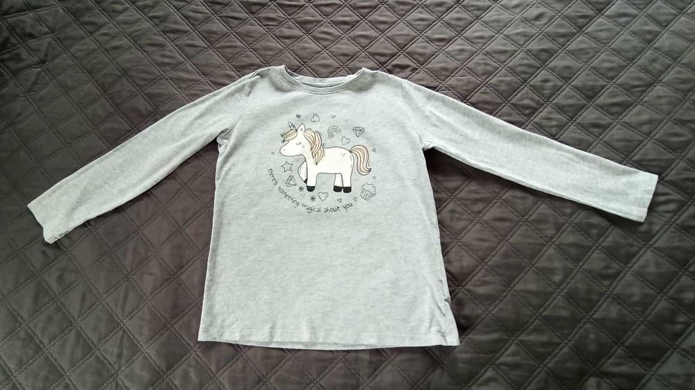 ładna bluzeczka, koszulka z długim rękawkiem 7-8 lat 128 cm. Okazja