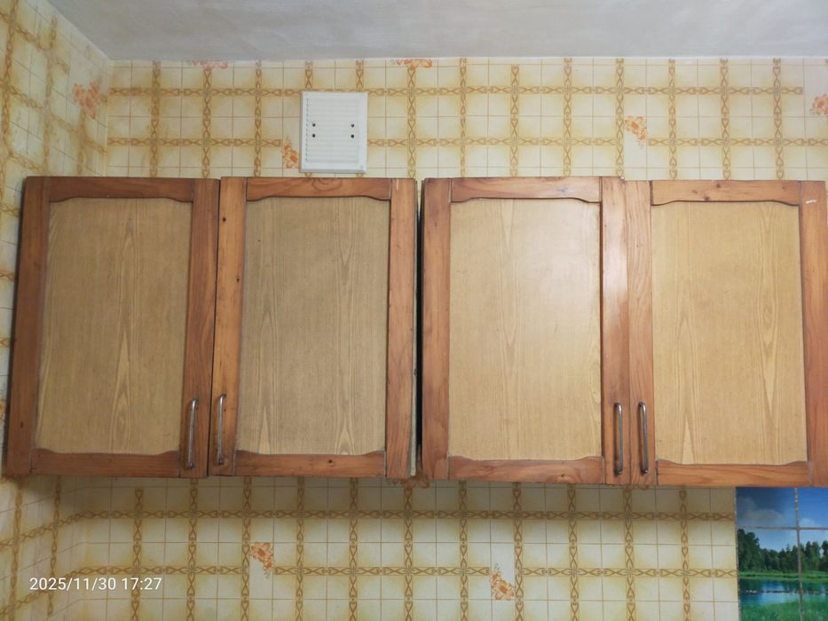 Шафи кухонні терміново