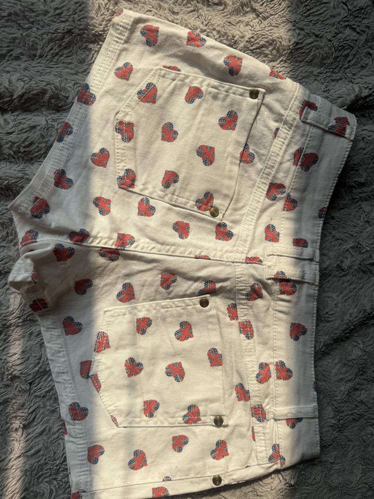 Mini shorts white