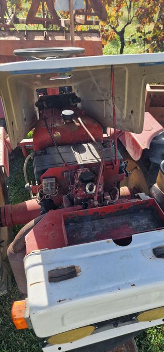 Trator e acessórios