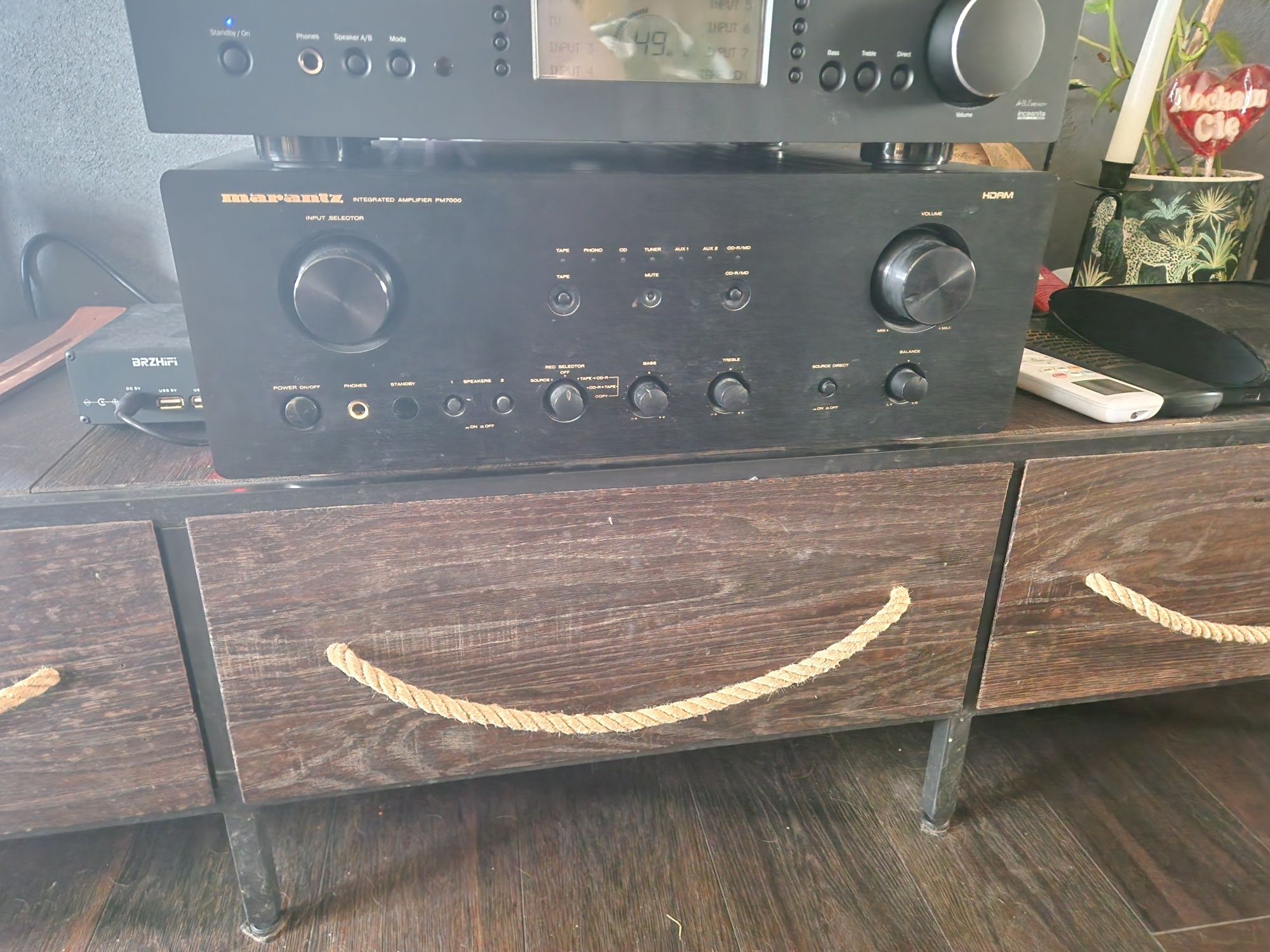 wzmacniacz marantz pm7000