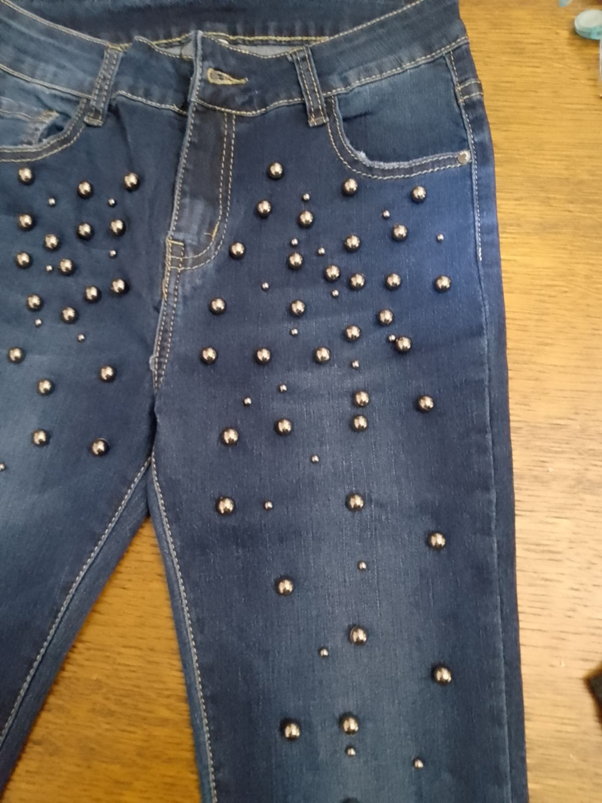 Жіночі джинси різних розмірів