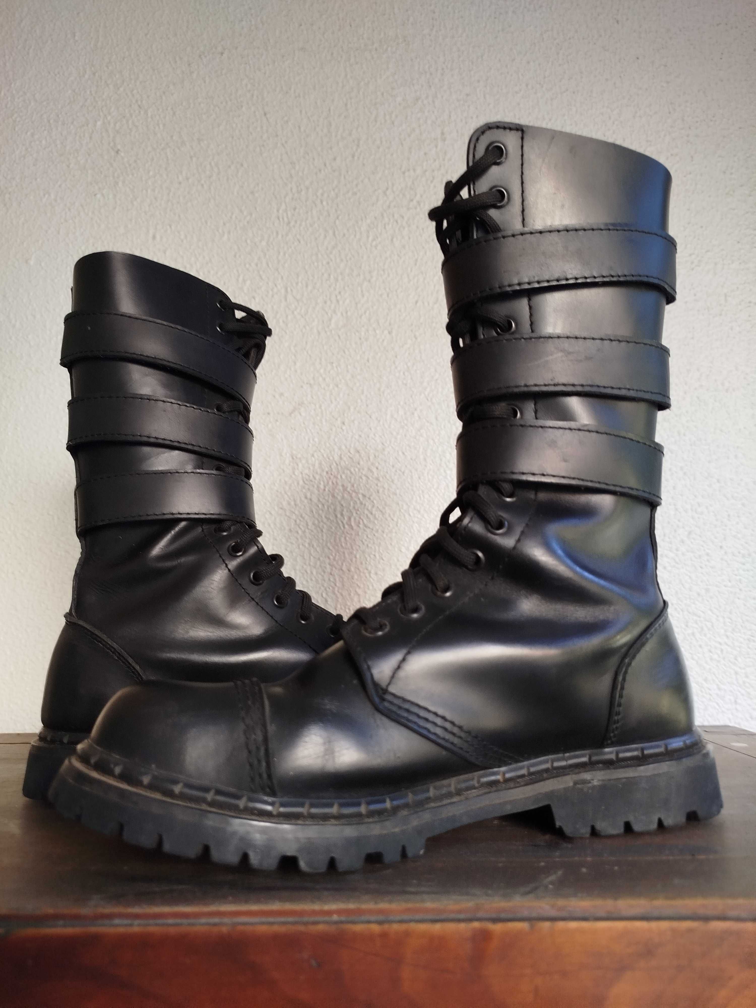 Botas Undercover Styled in England