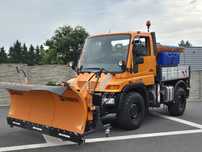 Mercedes-Benz Unimog U290 Ciągnik  4X4 Pług Piaskarka Schmidt Łańcuchy Super Stan
