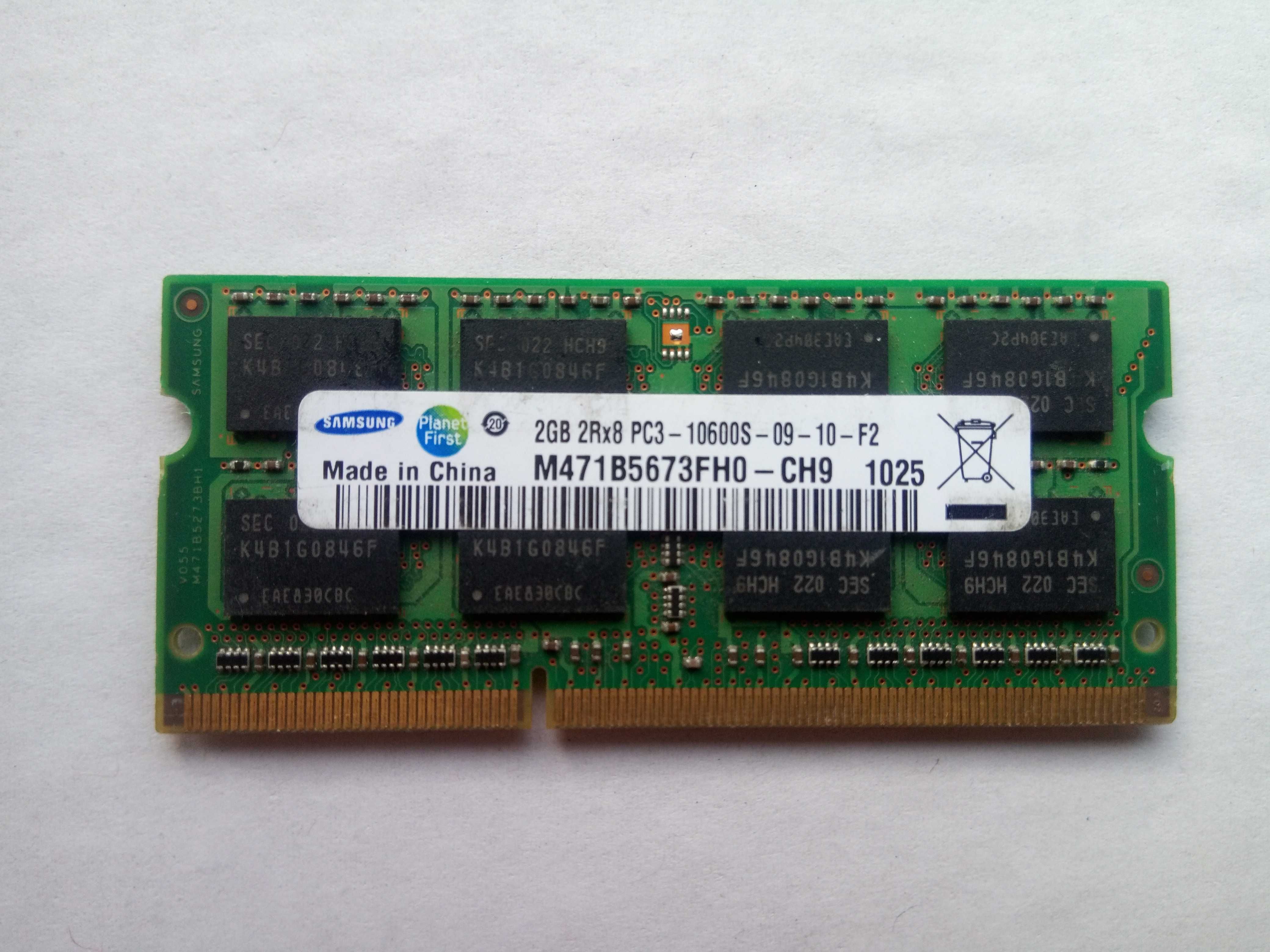 память Samsung 2GB 2Rx8 PC3-10600S   DDR3  для ноутбука