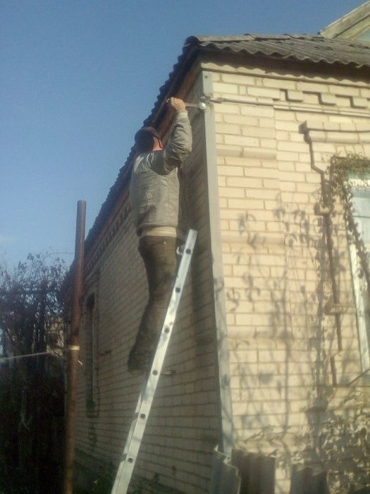 Стяжка и укрепление стен дома арматурой в Одессе