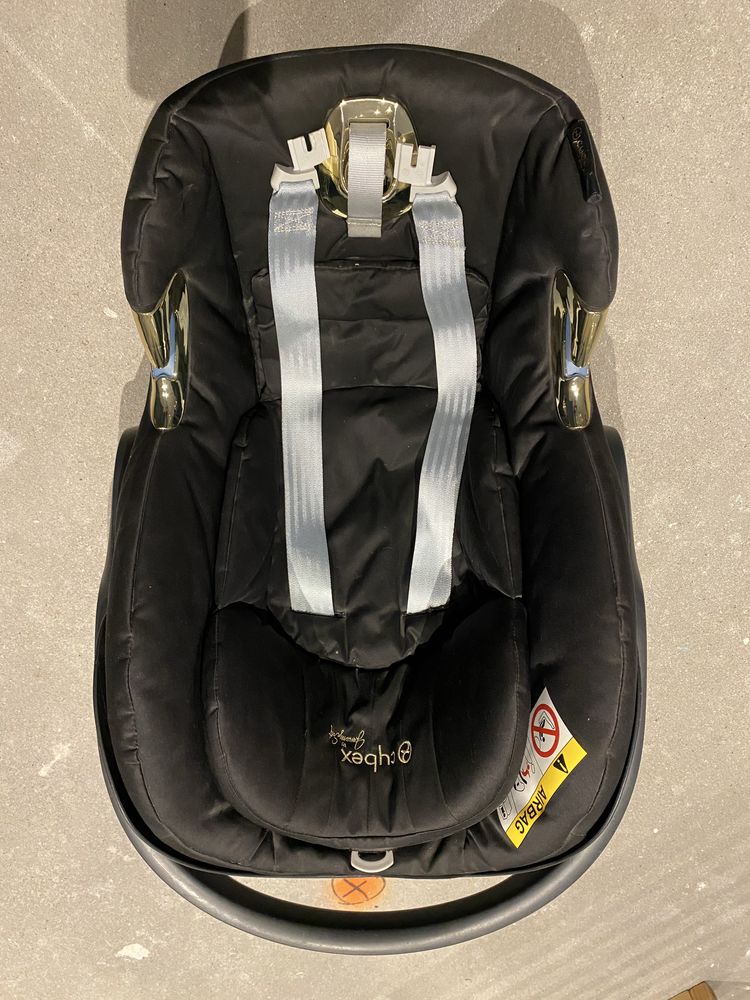 Fotelik Cybex by Jeremy Scott wings