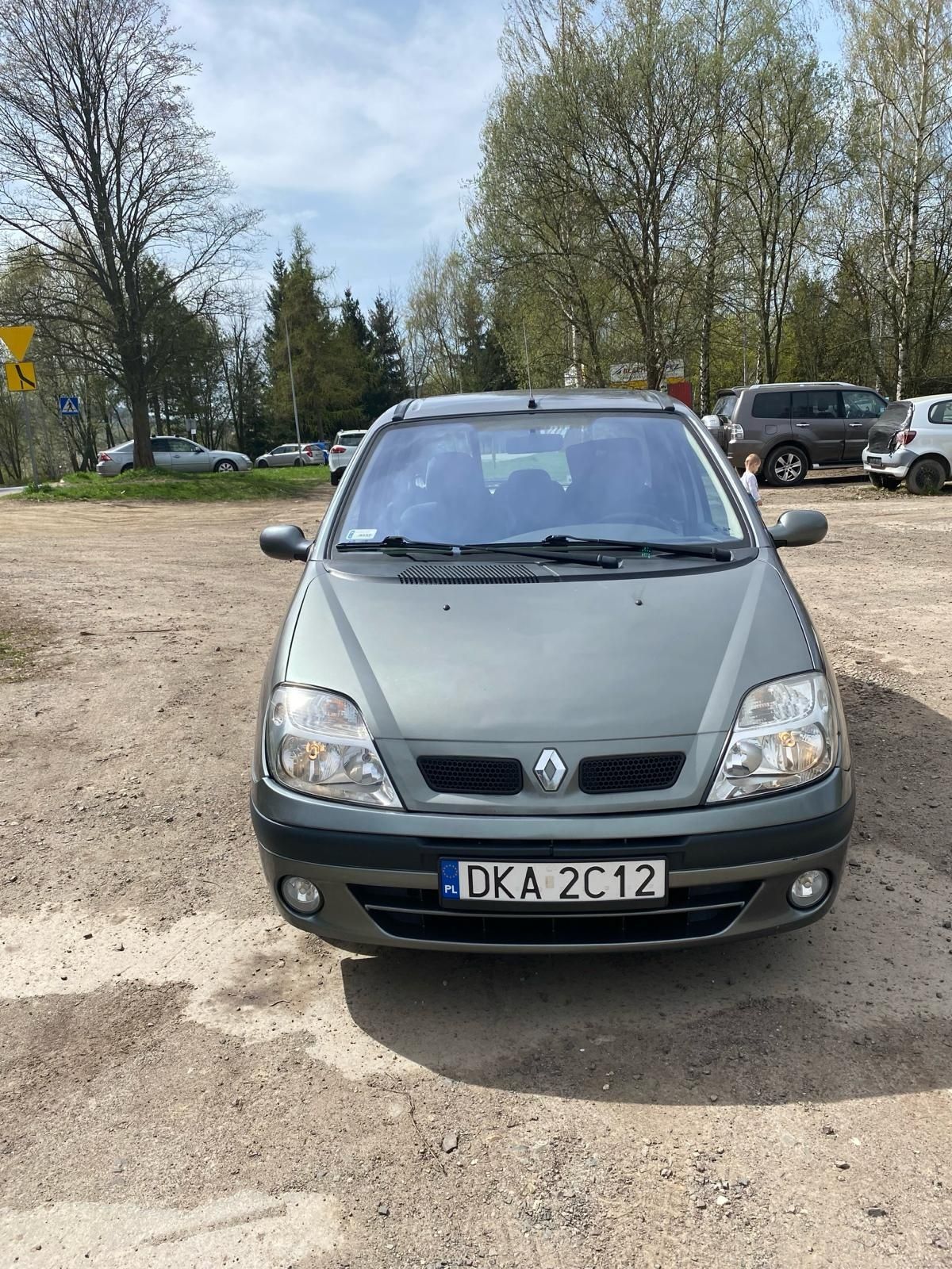 Sprzedam Renault Scenic 1