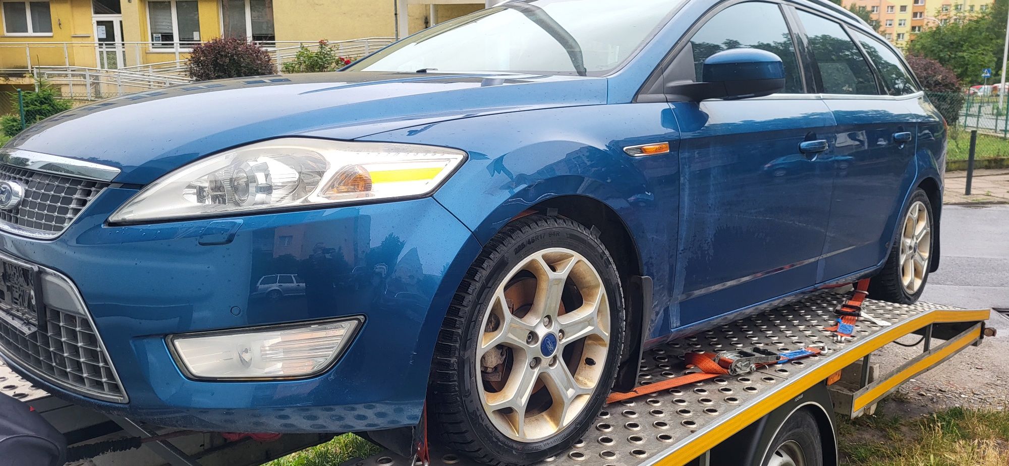 Lampy przód xenon Ford Mondeo MK4