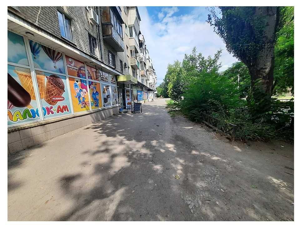 Оренда 65 м.кв. в складі торгівельного комплексу вул. Дніпровське Шосе