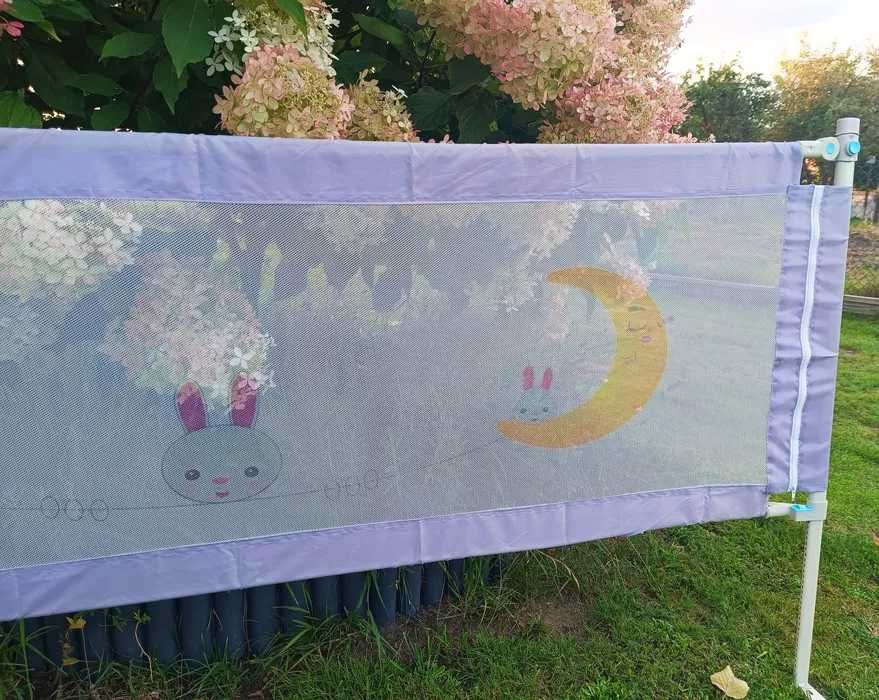 Bramka ochronna do łóżka dziecka 200cm siatka kolorowa