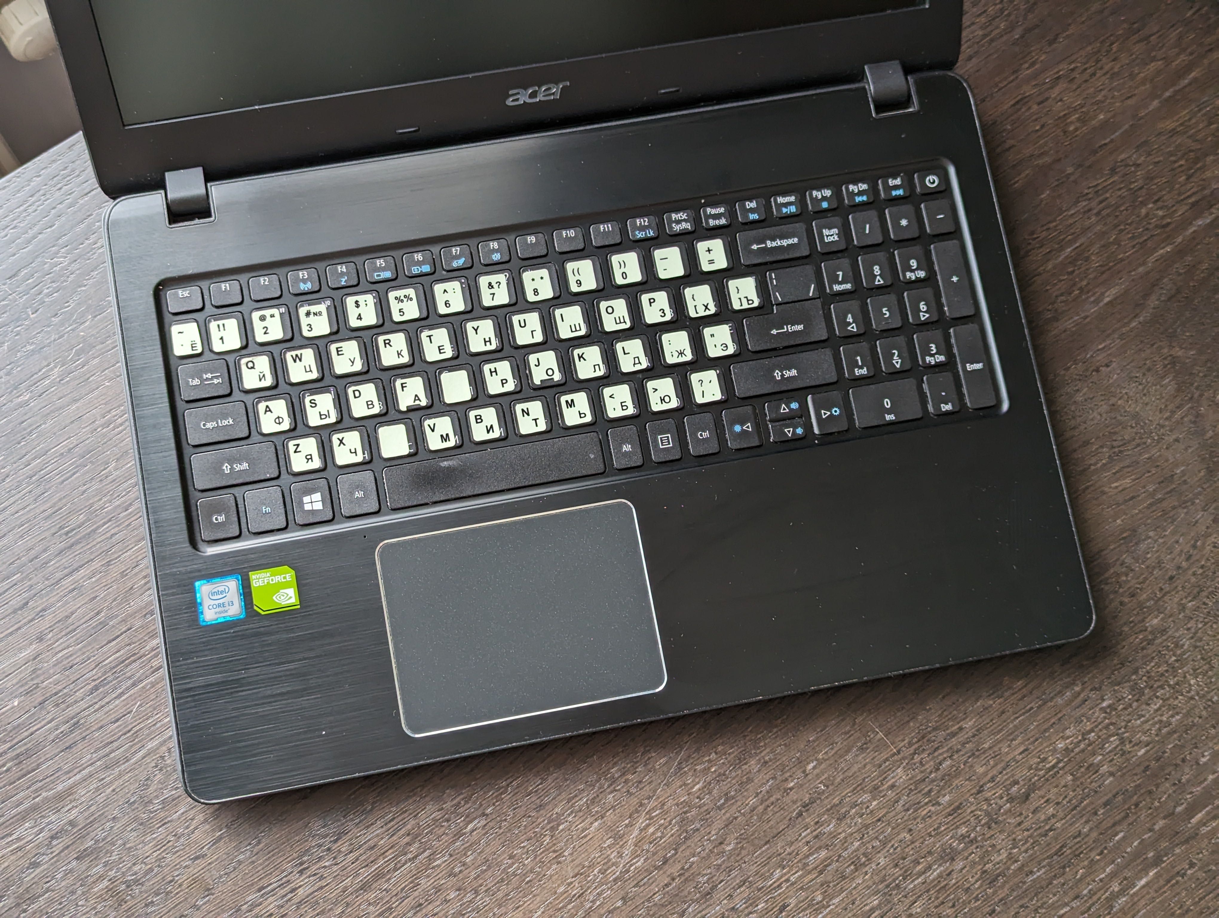 Acer Aspire F5 15,6" Full HD, i3-6100U, DDR4 8GB, SSD 256GB, АКБ до 2г