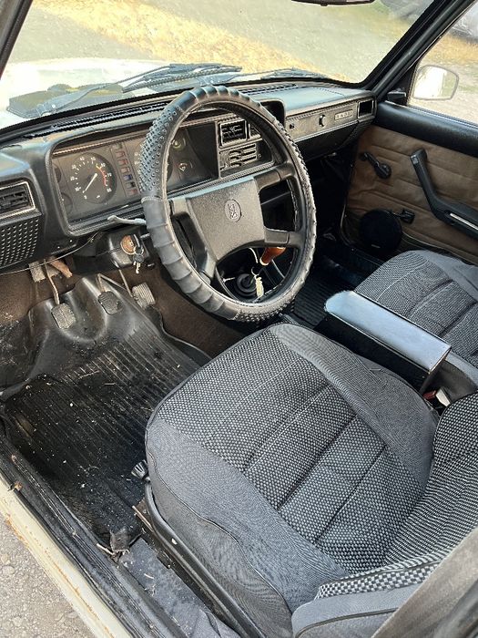 ВАЗ 2107 1987 року