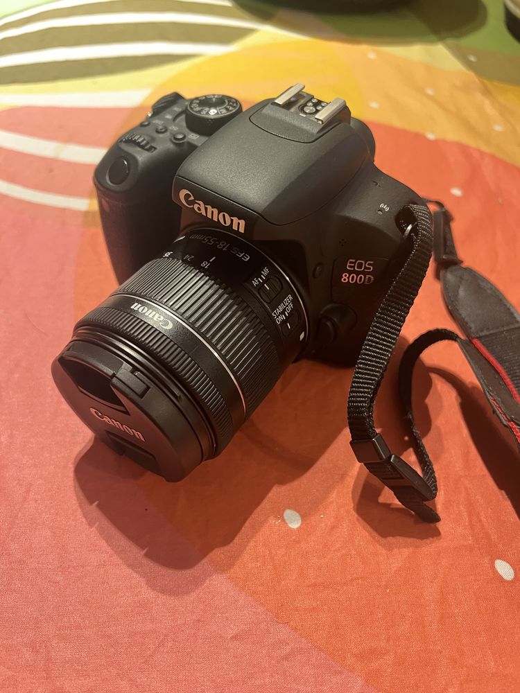 Vende-se Canon 800 D