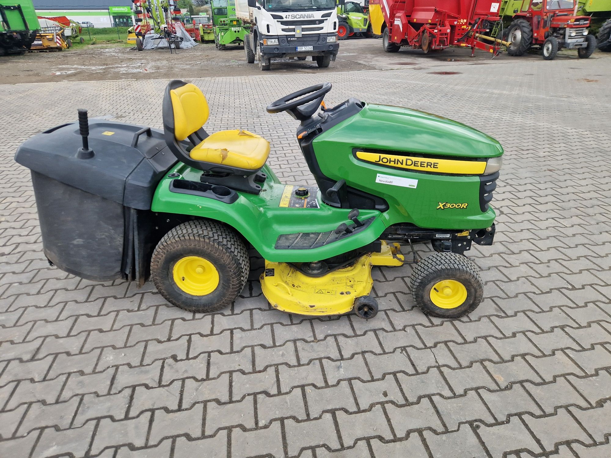 Traktorek John Deere X300r kosiarka