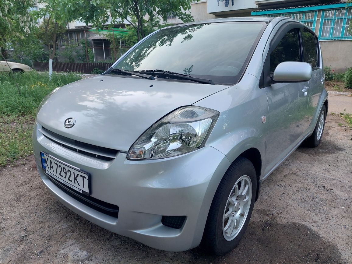 Продам Daihatsu Sirion