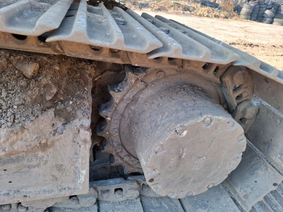 Komatsu PC 210-7