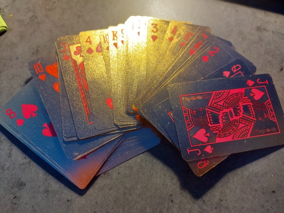 Komplet złotych kart do gry
