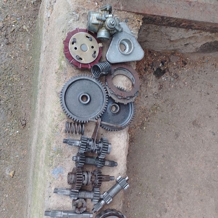 Продам деталі двигуна мопеда Карпати