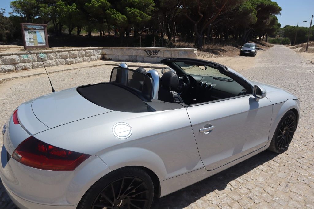 Audi TT descapotável