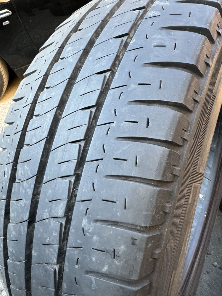 215/60R17C 109/107T Michelin Agilis