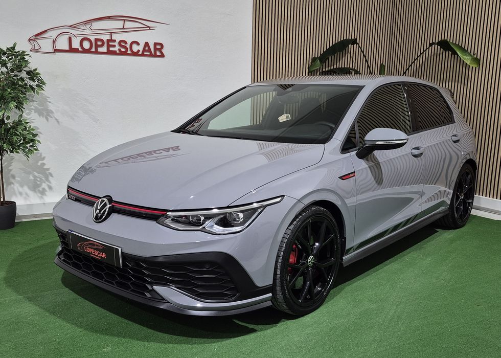 VW Golf VIII GTI Clubsport | GARANTIA | 64.000KM - 300CV