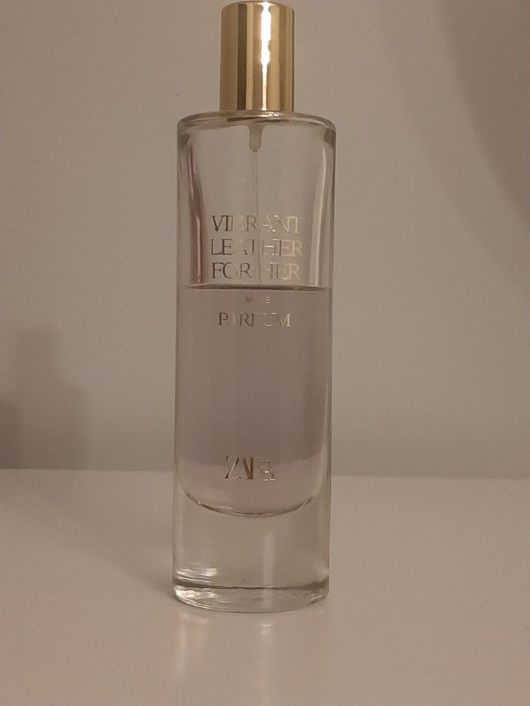 Vibrant leather for her zara perfumy