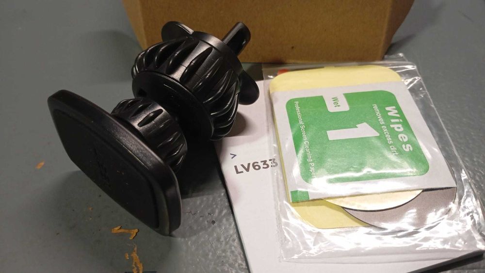 Samochodowy uchwyt na telefon LISEN, kratka, mocny, 6 magnesów, HQ