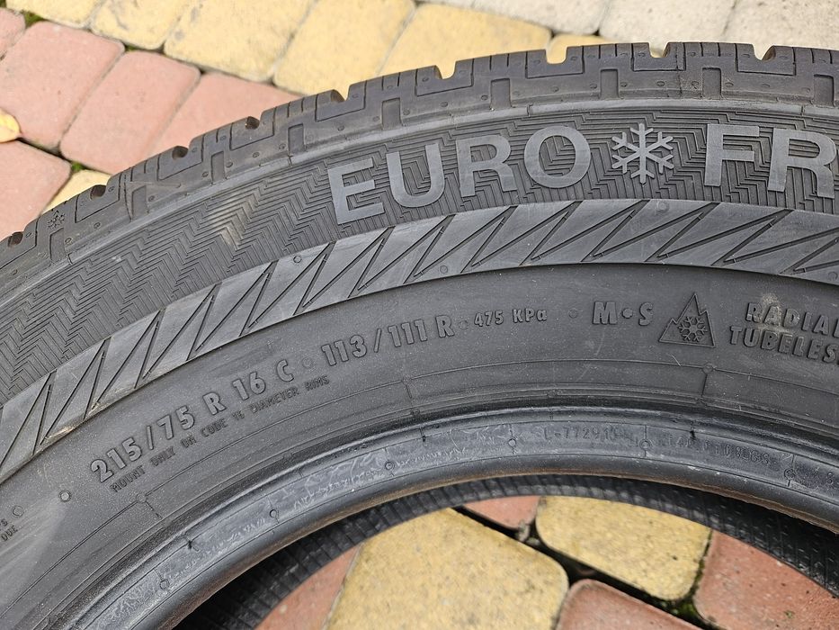 Продам зимові шини 215/75/R16c