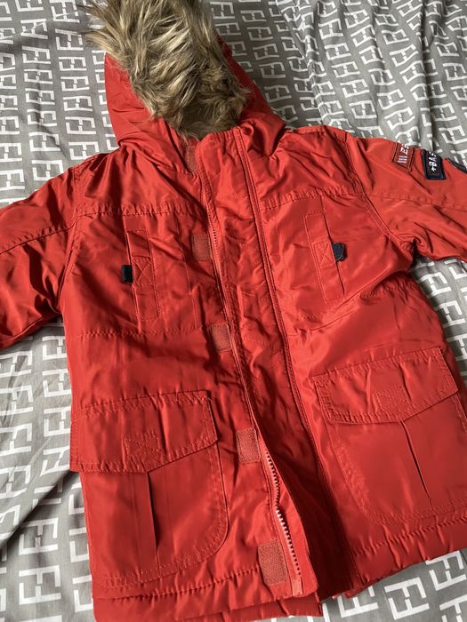 Парка з капюшоном