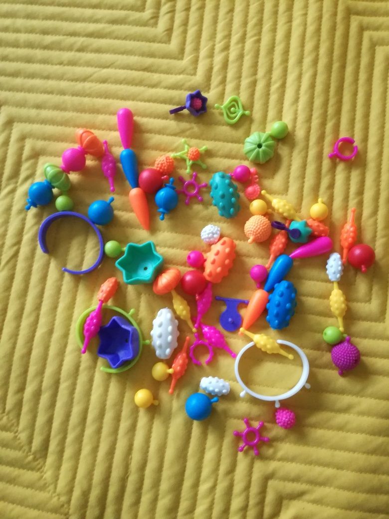 Pop beads - koraliki do tworzenia biżuterii dla dzieci, bransoletka