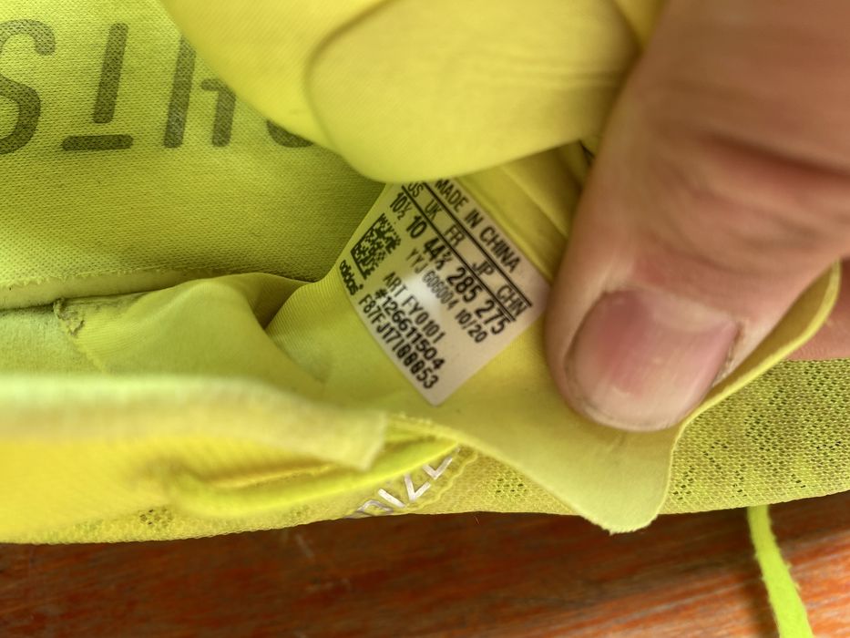 Кроссовки Adidas