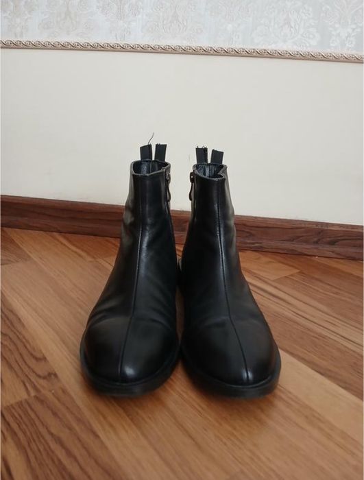 Шкіряне жіноче взуття