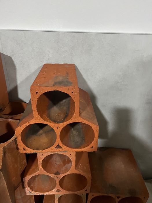 Garrafeiras em tijolo duplo