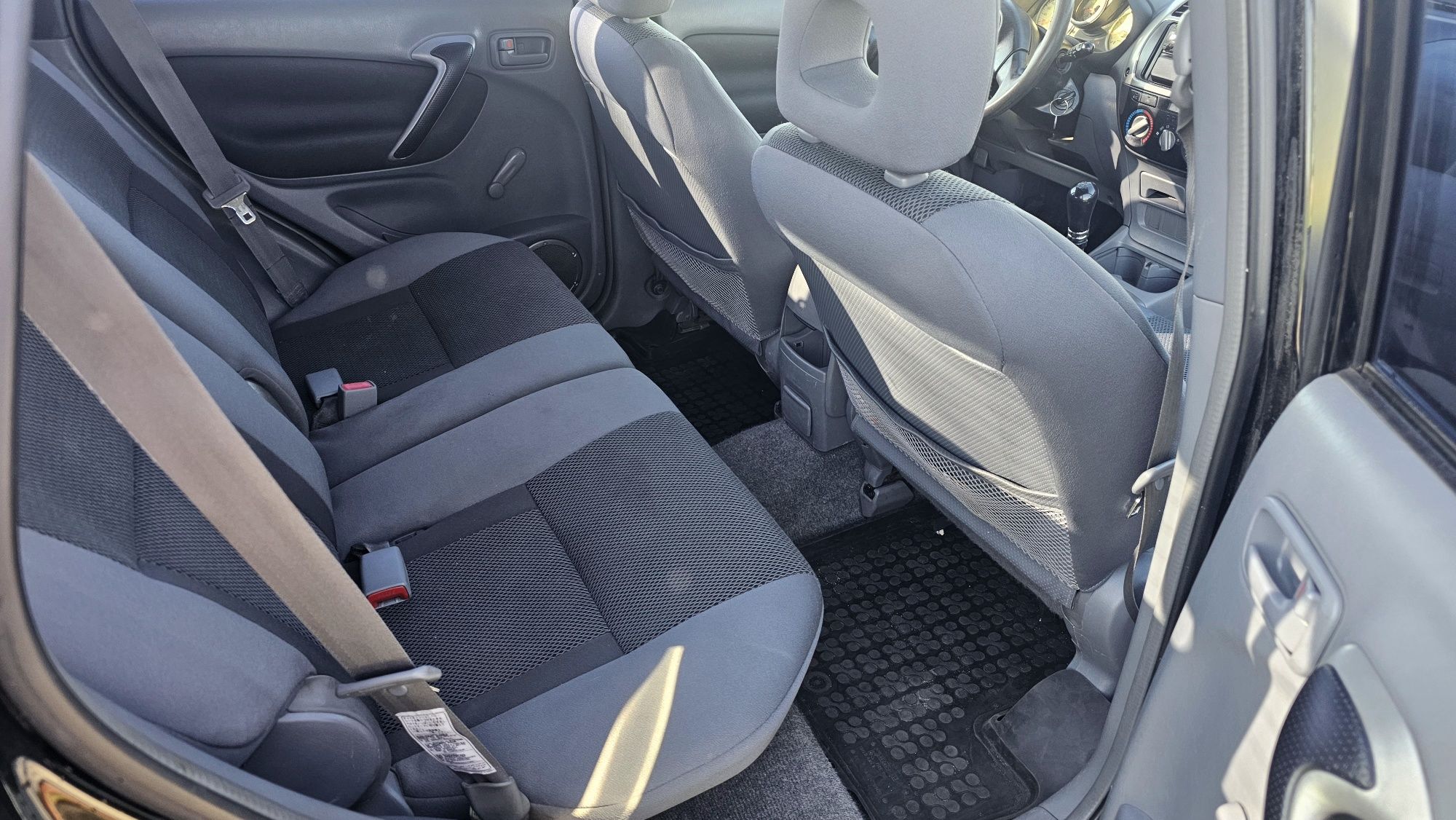 Toyota rav 4 LPG  2AWD klima
