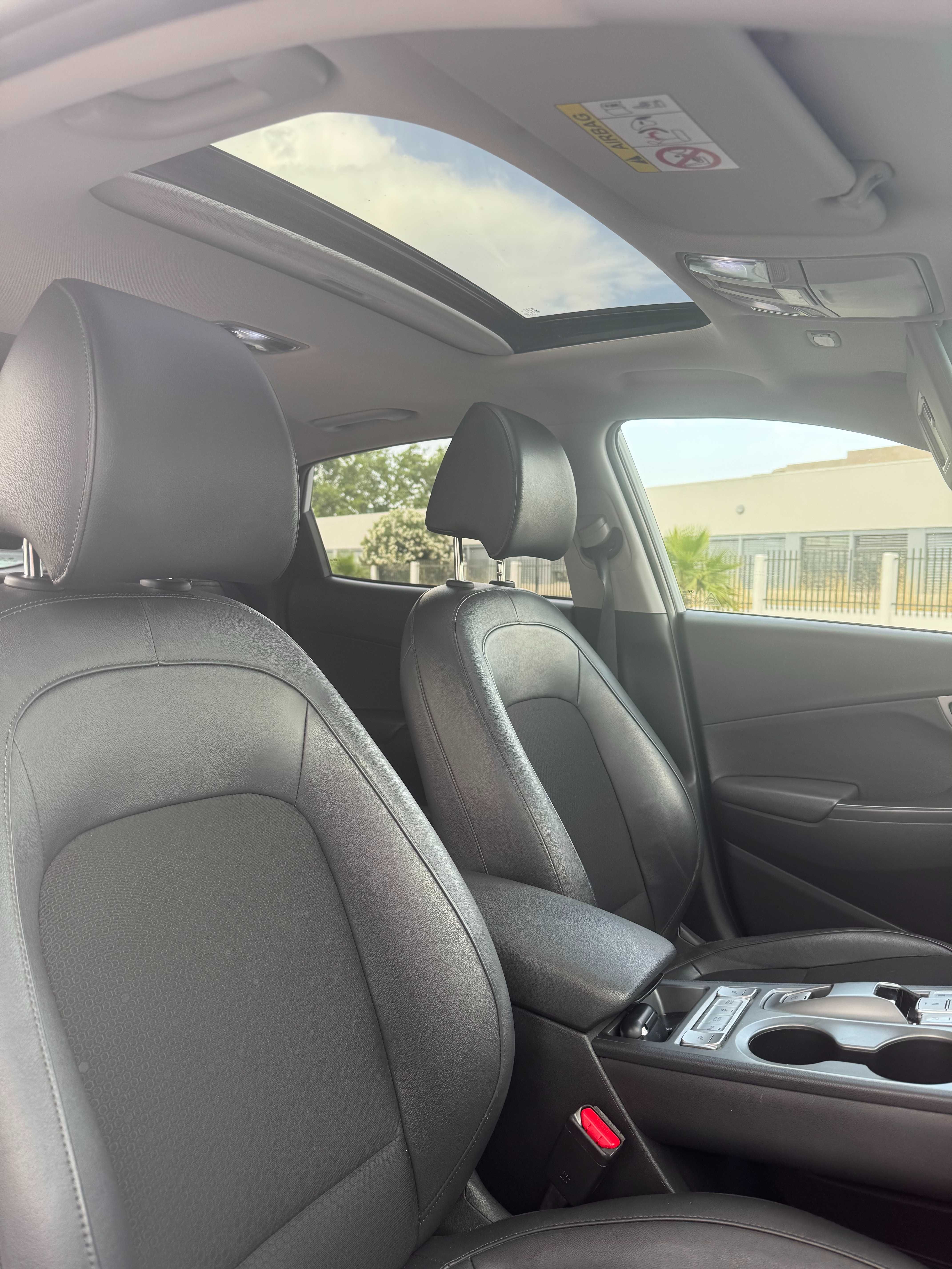 Hyundai Kauai elétrico -  Premium + LED de 64 kWh