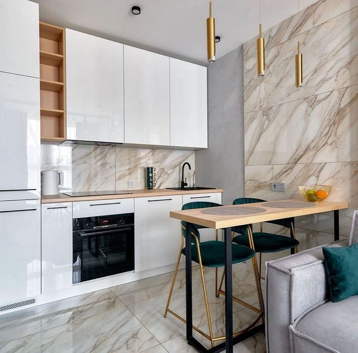 Аркадия,свет не отключают,Французский бульвр,паркинг,вид моря,подобово