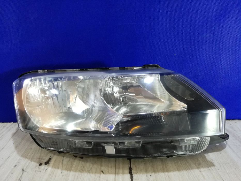 Skoda Rapid lampa reflektor prawa H7 Anglik 5JC 941 016 2010/2018