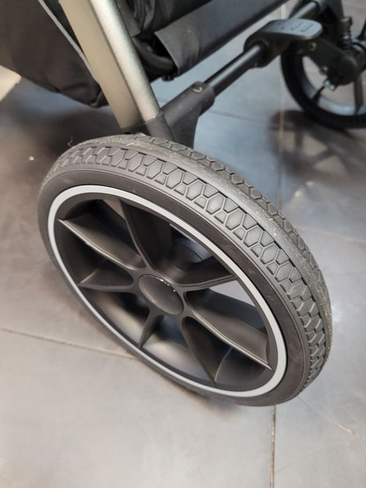 NOWY! Spacerówka przod tyl Carrello Ultra Single 2024