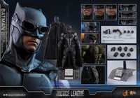 Фігурка 1/6 Hot Toys MMS432 JUSTICE LEAGUE BATMAN (Tactical Batsuit)