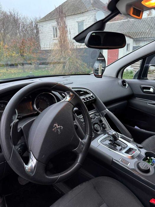 Peugeot 3008, гібрид, дизель, мотор 2.0, кінець 2013 рік