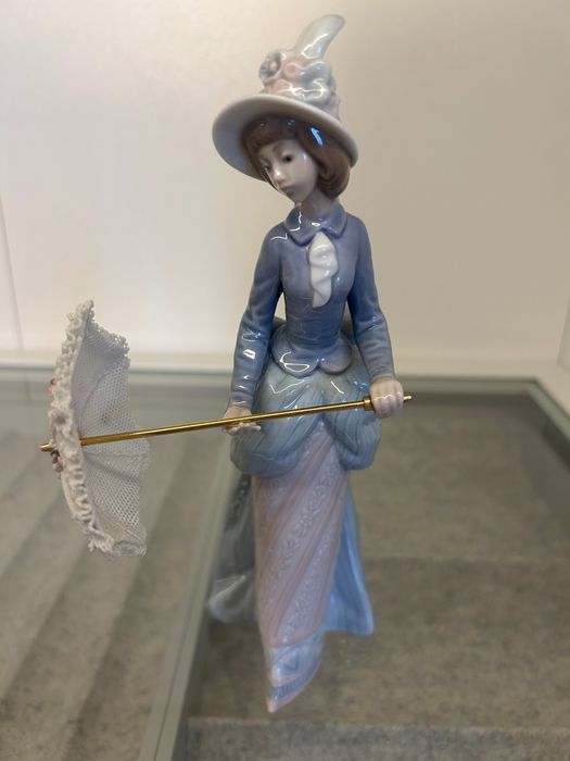 Lladró - Afternoon Stroll - 5686