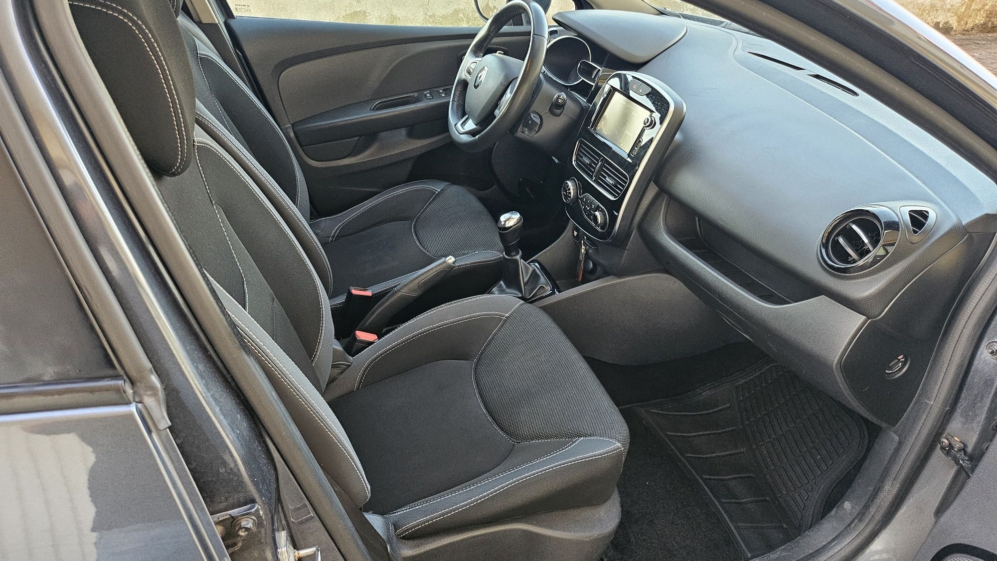 Renault clio 1.5 dci