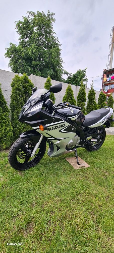 Suzuki gs 500 f , 3200 km.