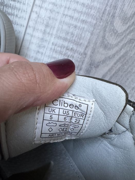 Чобітки дитячі 22 розмір.