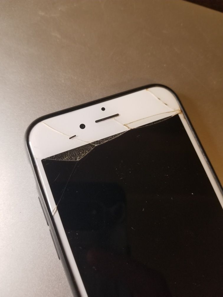 Продам мобильный телефон смартфон Apple iPhone 6 16 пропадает связь