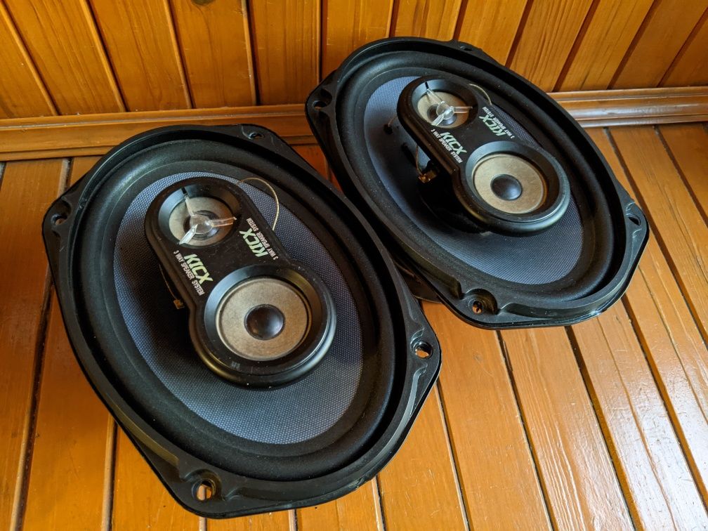 Kicx PD 693, овалы динамики в авто.