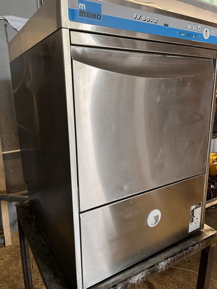 Zmywarka wyparzarka gastronomiczna Meiko DV